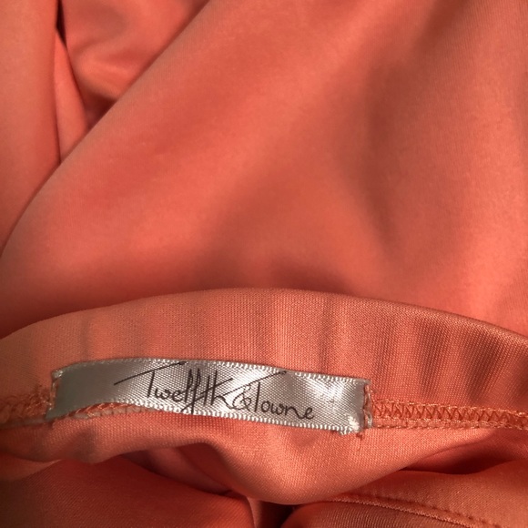 SUMMER/SPRING Peach Strapless Dress 🍑 - Picture 3 of 6